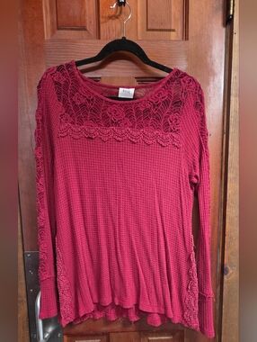 Knox Rose Long-Sleeve Lace Yoke Top - Cranberry